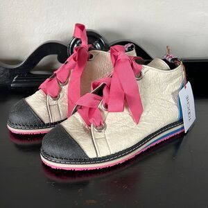 Girls Tooche Pink Ribbon Shoes